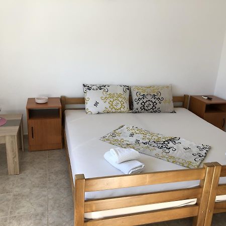 Guest House Ugljevarevic Budua Esterno foto