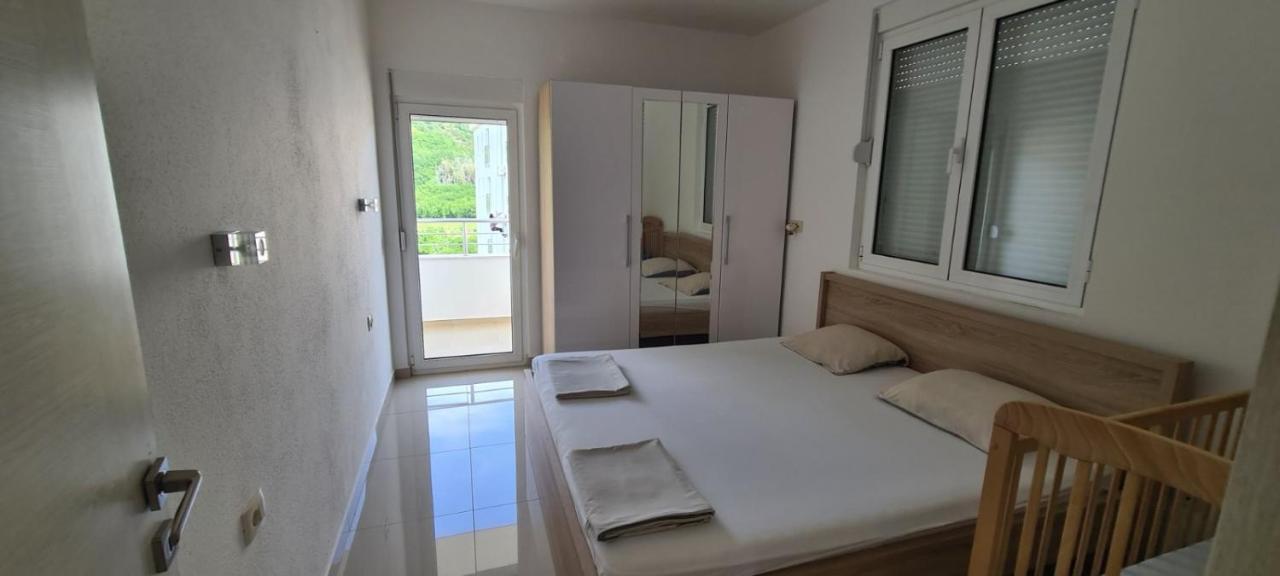 Guest House Ugljevarevic Budua Esterno foto