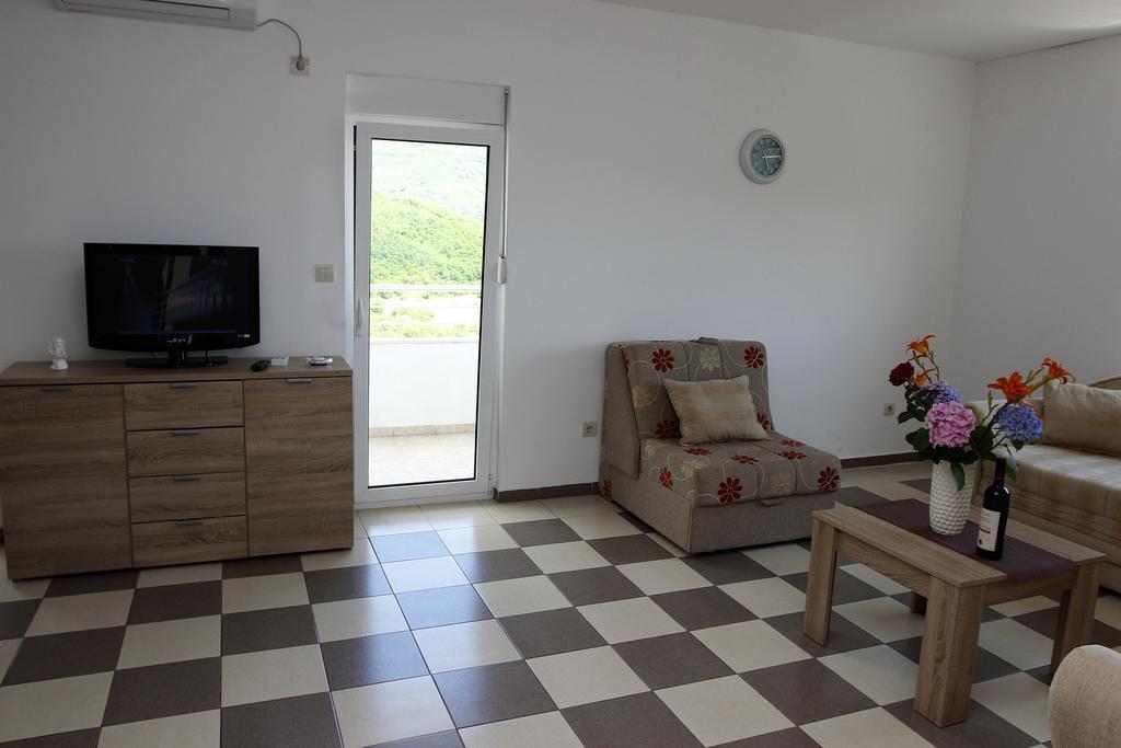 Guest House Ugljevarevic Budua Esterno foto