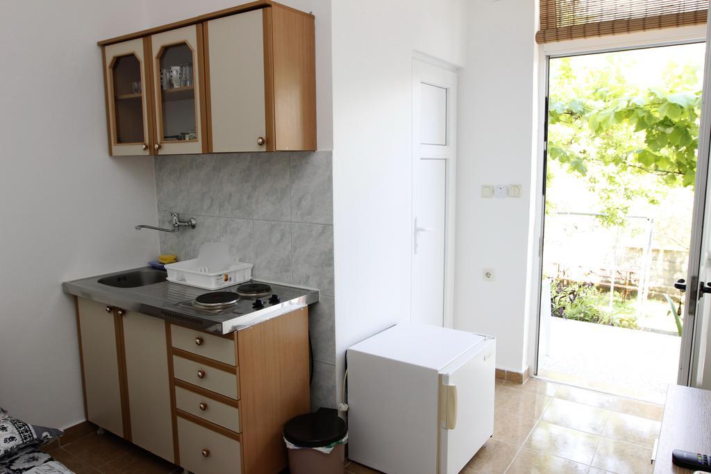 Guest House Ugljevarevic Budua Esterno foto
