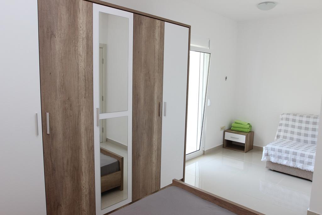Guest House Ugljevarevic Budua Esterno foto