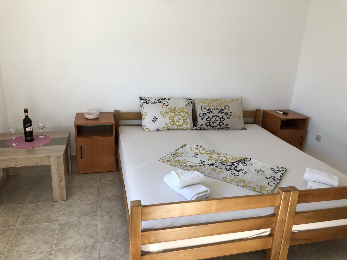Guest House Ugljevarevic Budua Esterno foto